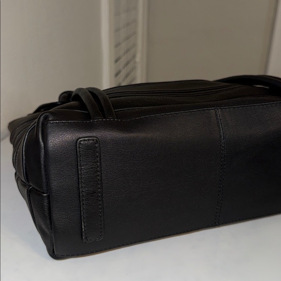 Radley London Farringdon Black Leather Tote w/ Dog Charm - Picture 6 of 9